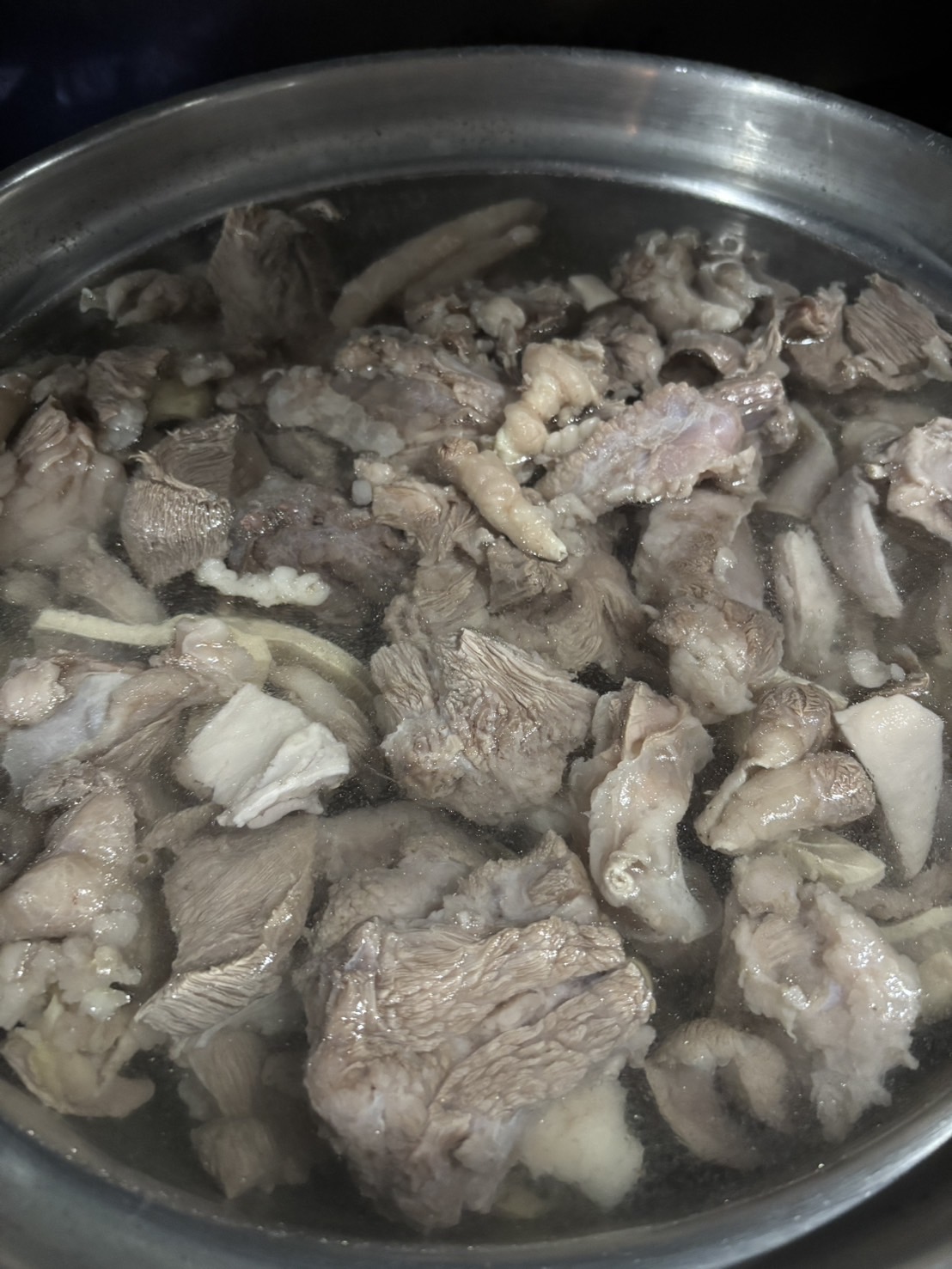 Wagyu Yakiniku Kuro5 uncompromising meat preparation and premium Kuroge Wagyu